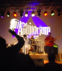 The Auditorium Opens With Peavey Versarray
